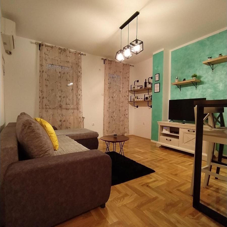 Daniris Apartman Novi Sad Ngoại thất bức ảnh